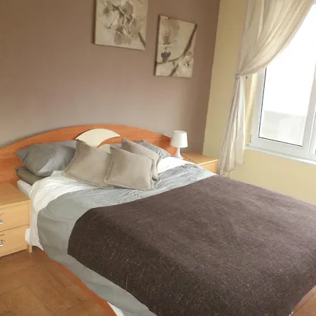 Elbarr 게스트하우스 *