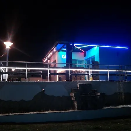 게스트하우스 Elbarr 로가체보